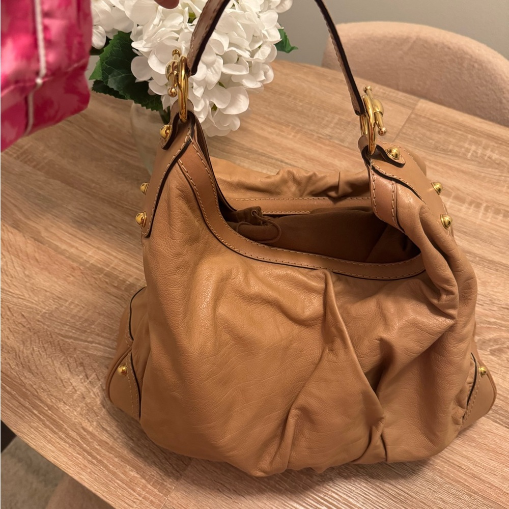 Gucci Tan Leather Hobo Shoulder Bag with Gold Accents